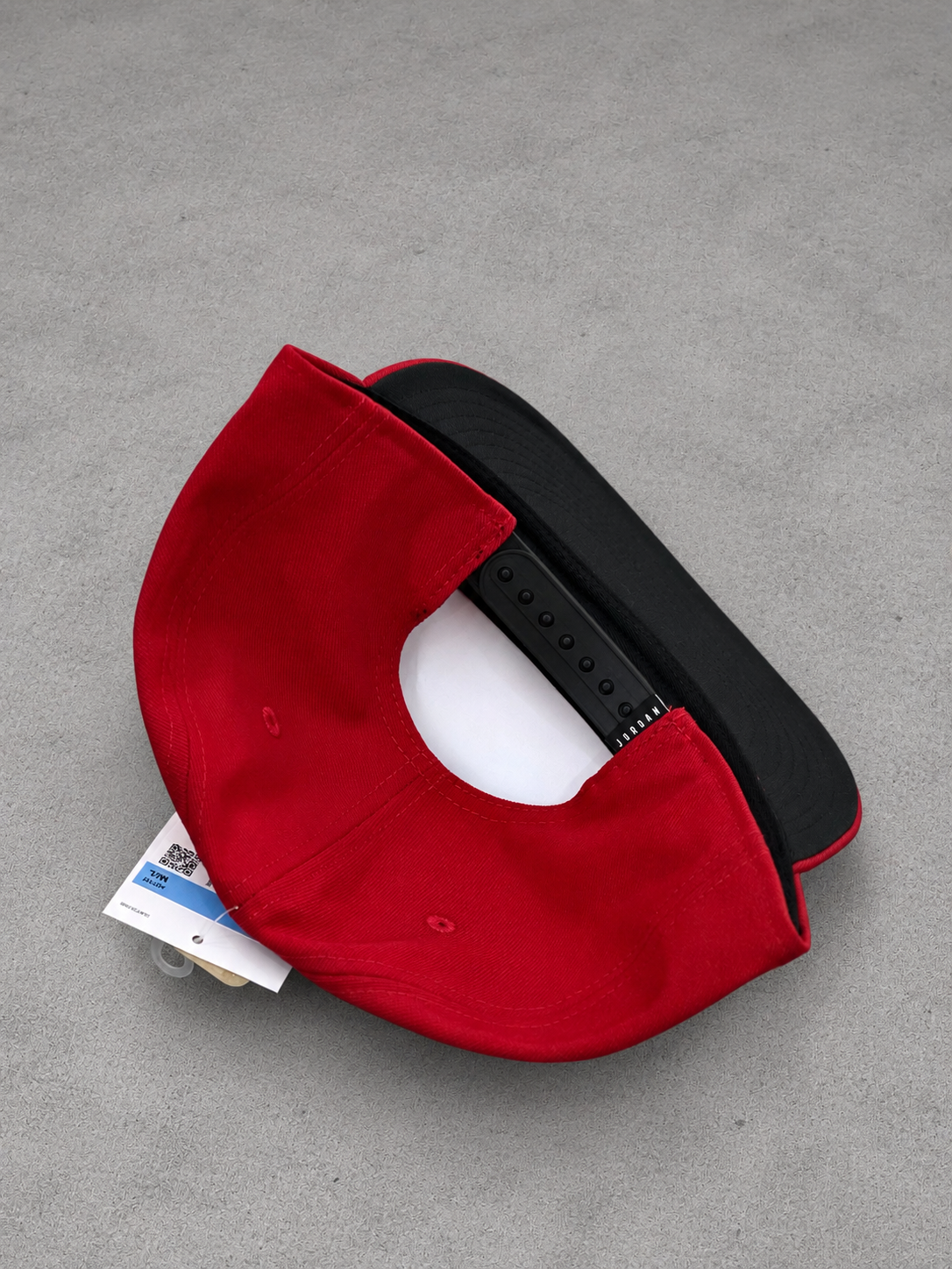 Gorra Jordan original roja — vista 2
