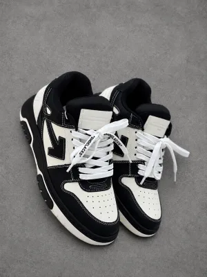 Tenis off white turcos negros con blanco