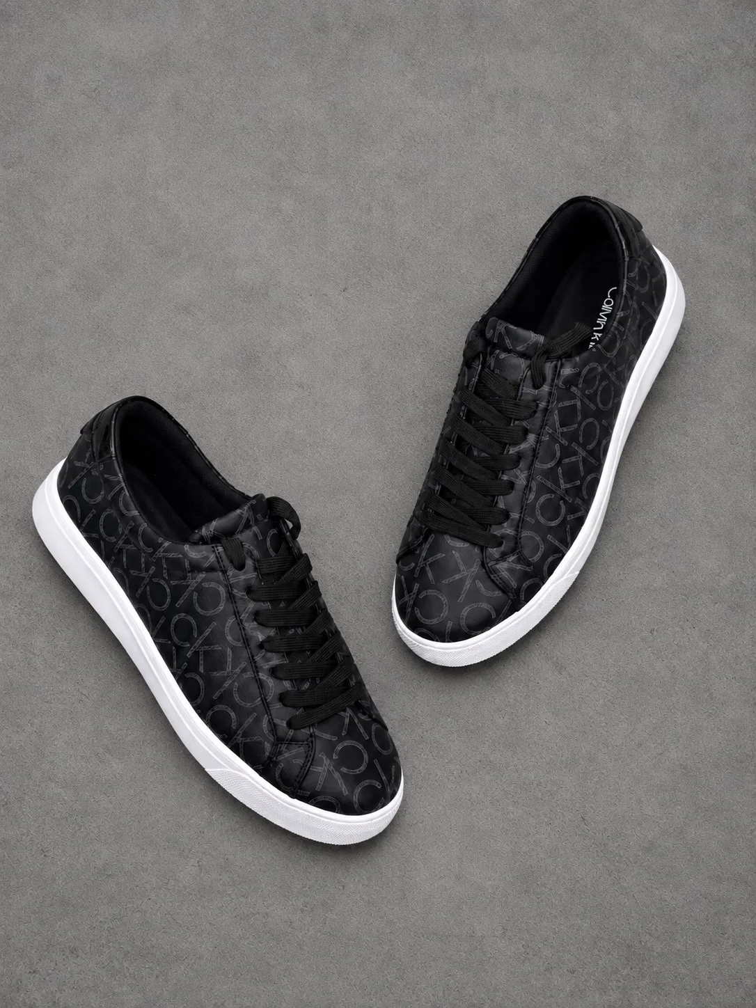 Tenis calvin klein originales negros