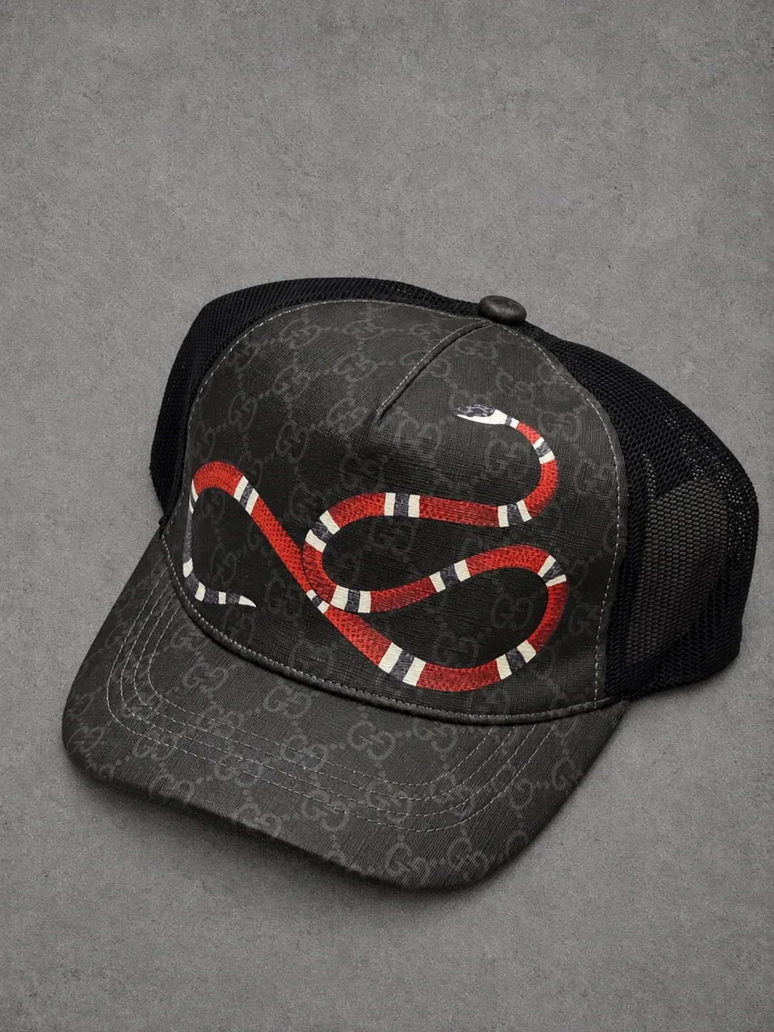 Gorra Gucci turca negra