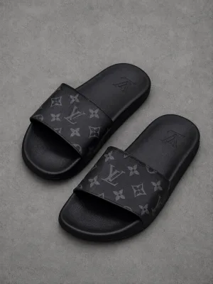 Chanclas Louis Vuitton turcas negras
