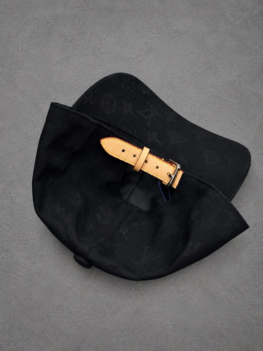 Gorra turca negra — vista 2