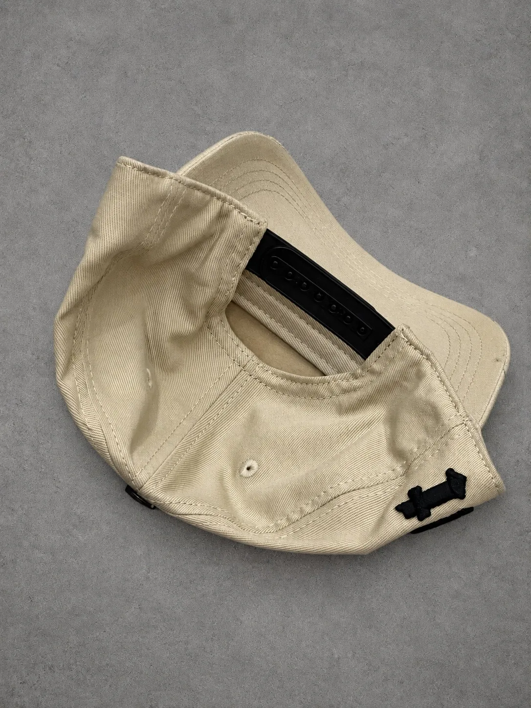 Gorra Clemont original café con negro — vista 2