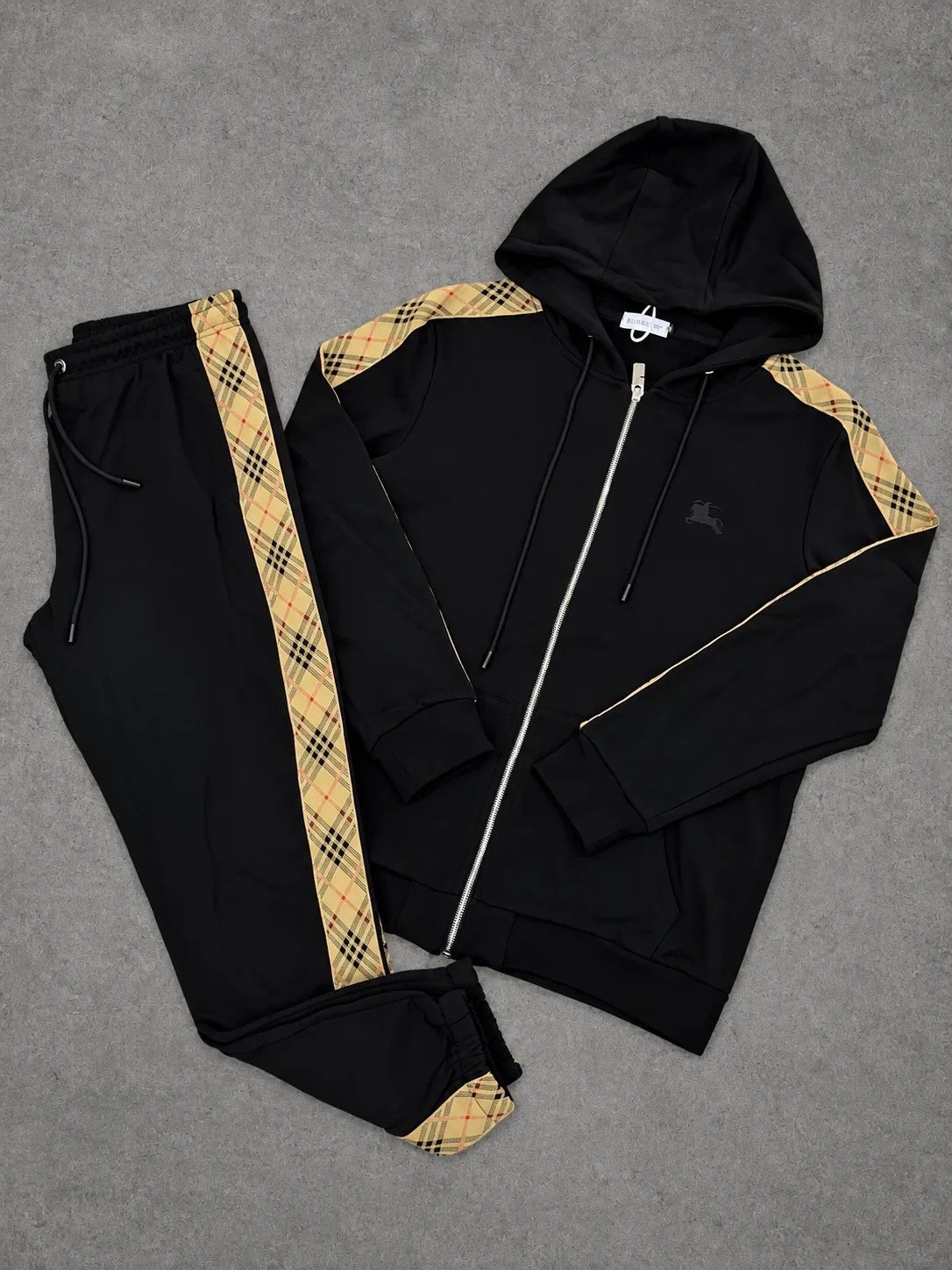 Conjunto Burberry Turco Negro