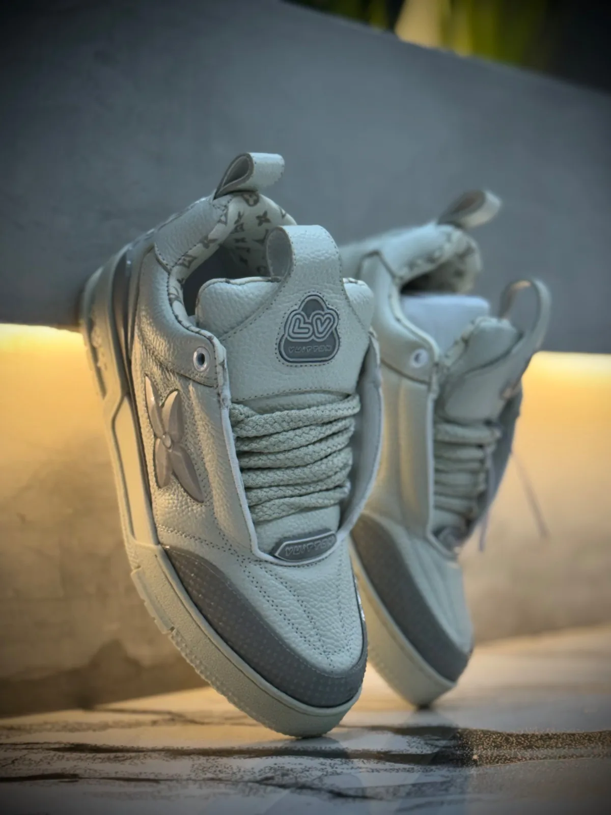 Tenis Louis Vuitton turcos blancos