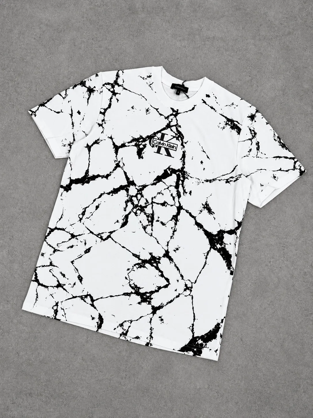 Camiseta Calvin Klein 1.1 Premium blanca con negro