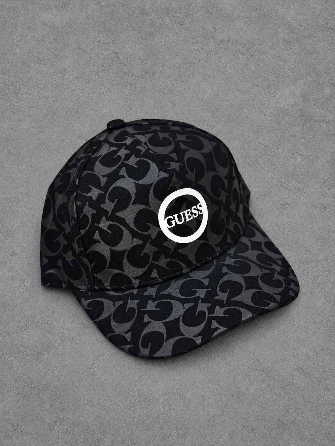 Gorra Guess 1.1 Premium negra con blanco
