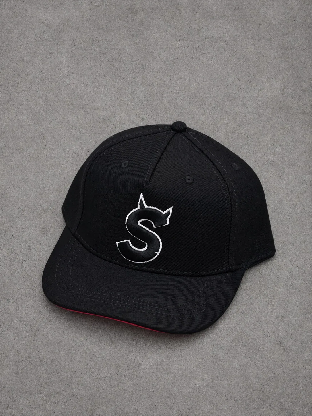 Gorra Supreme 1.1 Premium negra