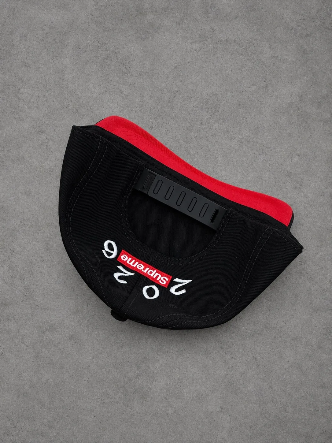 Gorra Supreme 1.1 Premium negra — vista 2