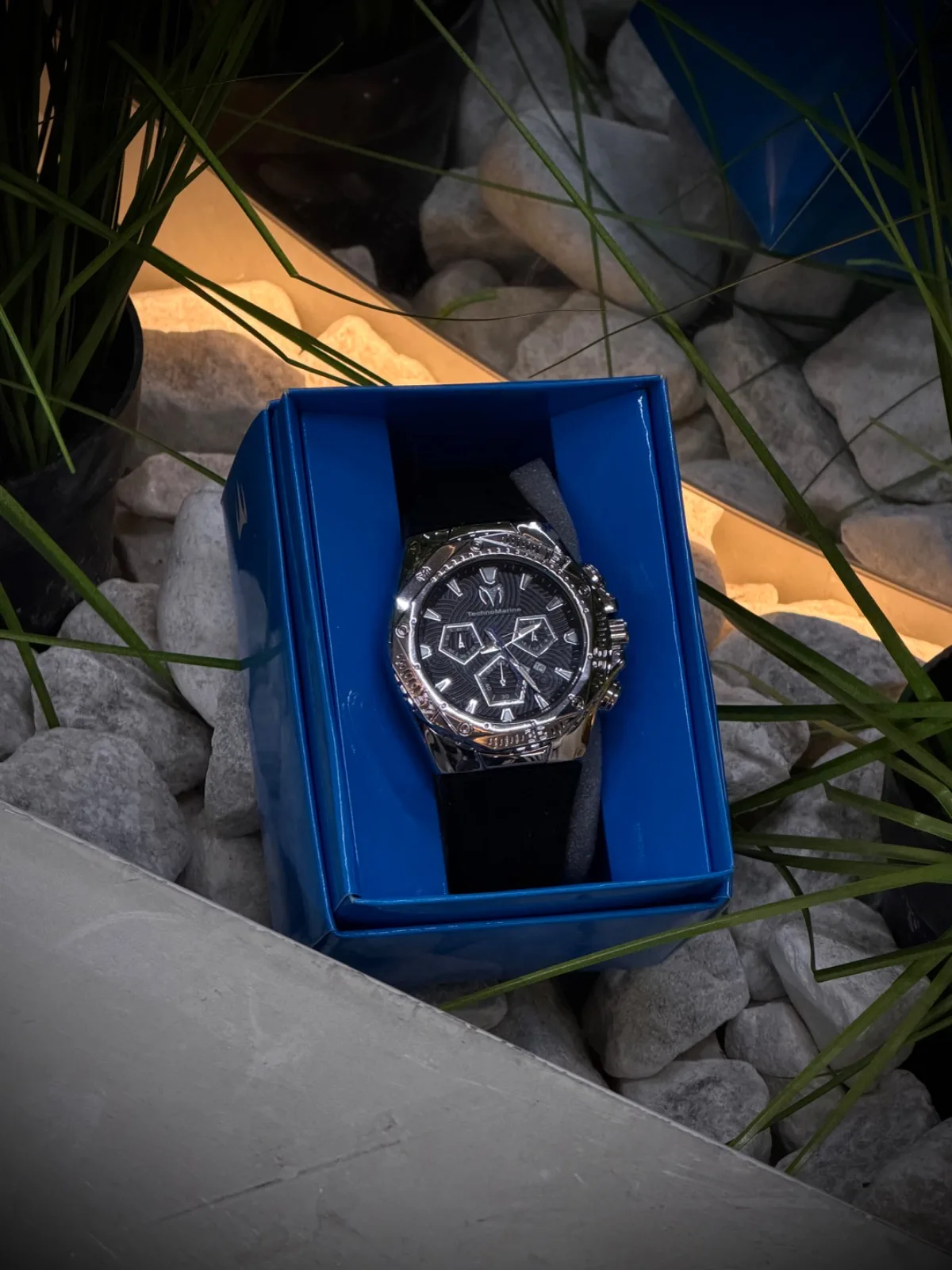 Reloj TECHNOMARINE hexagonal 1.1 premium plateado