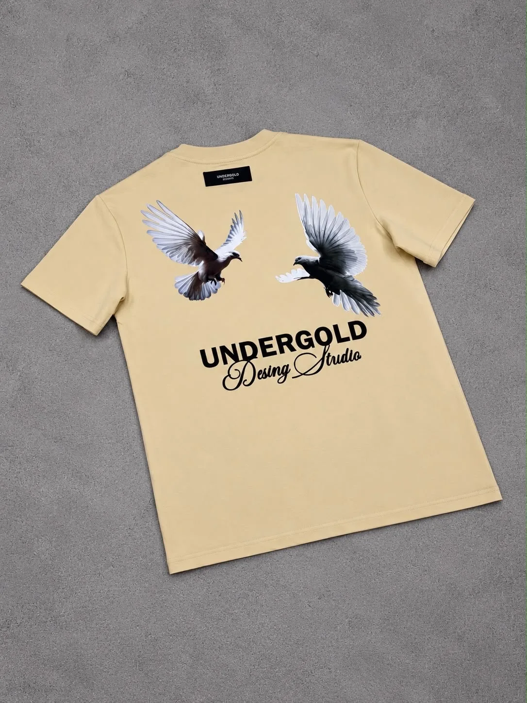 Camiseta Undergold 1.1 Premium beige — vista 2