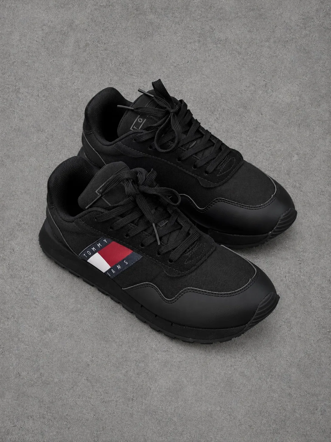Tenis Tommy Hilfiger 1.1 Premium negros