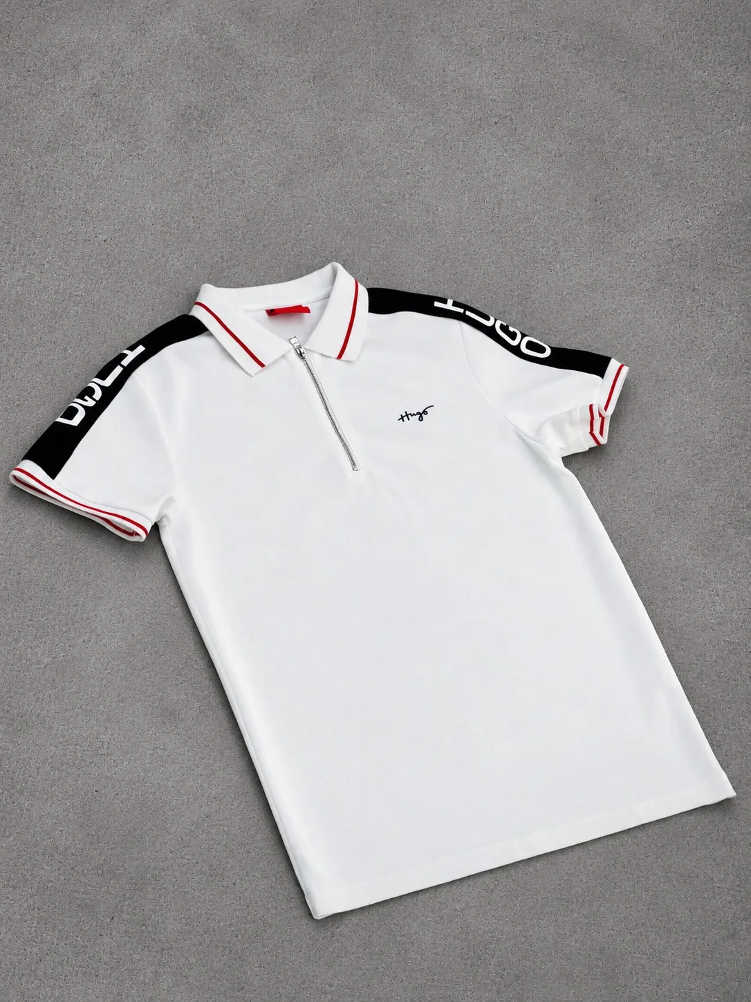 Tipo polo Hugo 1.1 premium blanca